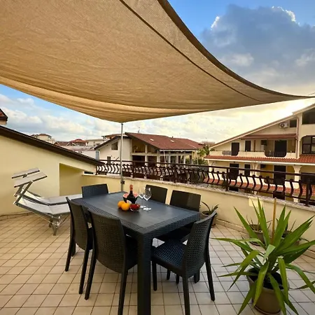 Sabbia Di Marinella * Pizzo (Calabria)