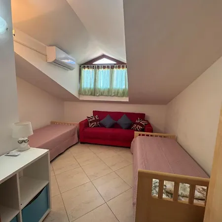 Sabbia Di Marinella 아파트 피조