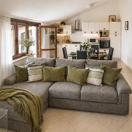 Appartamento Sabbia Di Marinella Pizzo (Calabria)